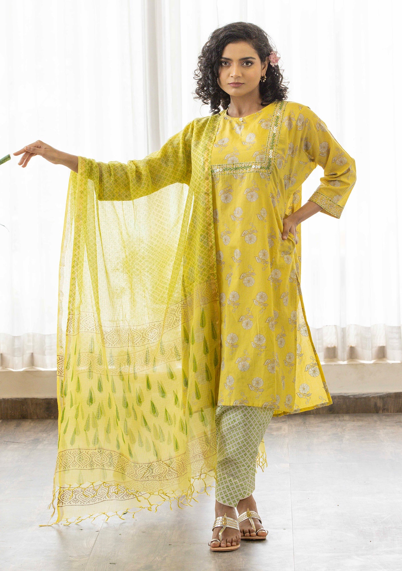 Yellow floral discharge print suit set (set of 3)