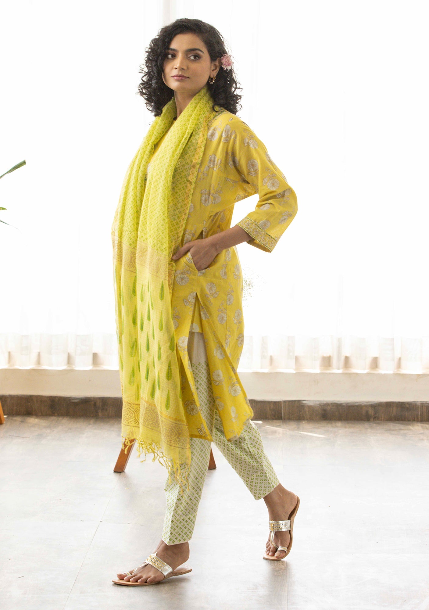 Yellow floral discharge print suit set (set of 3)